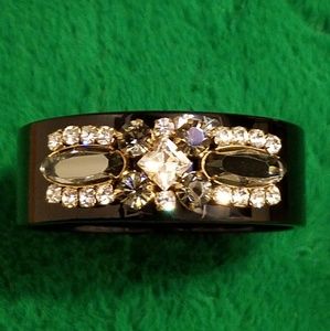 💖NWOT💖 Tory Burch Manon Embellished Crest Bangle